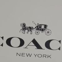 三八节致自己：蔻驰纽约淡香水礼盒，赠予生活一份芬芳仪式感