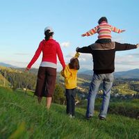 亲子研学旅行：自然探索还是文化体验？1287+用户观点大PK