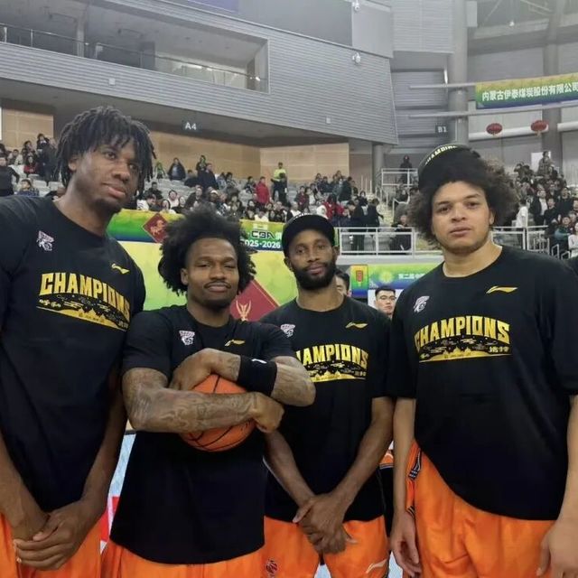 CBA再迎重磅改革，篮协确定减少外援！国家队锋线面临降薪！徐杰怒吼张镇麟打破不和传闻！杨瀚森21+9+6！郭士强正面回应抢断！高诗岩整活