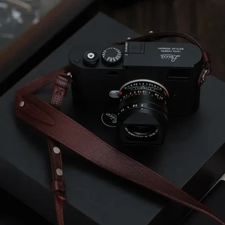 写在徕卡M12发布之前，聊聊那部冷门的M11-D
