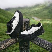 通勤徒步无缝切换！一衣多穿的轻户外穿搭方案绝了