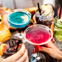 粉咖花束饮品：颜值即正义还是健康陷阱？1200+用户观点大PK