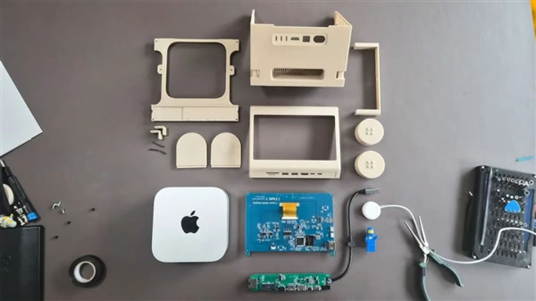 内置苹果Mac Mini!荷兰设计师打造10:1乐高积木电脑