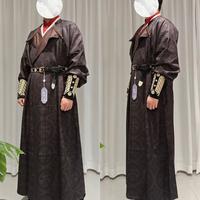 我想2026年买汉服穿着过春节。身高一米七三，体重180斤。不知道这么胖且平头，穿男版汉服会不会丑？