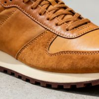 TATA德训鞋实测：厚底增高与真皮拼接，200元档通勤鞋的实用主义突围