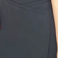 ins风女装！颈袖添香红色连衣裙，职业气质超吸睛✨