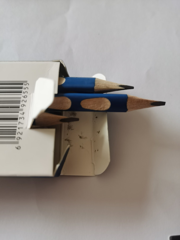 真彩铅笔