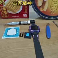 小天才换电池详细视频教程，全程未删减版，超详细，小天才Z6 换电池，儿童手表换电池参考。教选手表技巧。
工匠精神，无痕换电池#小天才电话手表 #小天才换电池 #儿童手表 #工匠精神