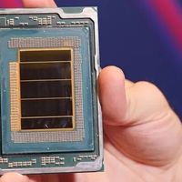 英特尔首款18A数据中心CPU 288核至强6+首次亮相