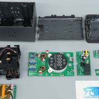 支持UFCS融合快充，跨品牌兼容性好，公牛67W氮化镓快充插座拆解