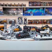 国产积木加速布局奥特曼、漫威等国际IP，2025年多款授权产品上市但尚未撼动乐高主导地位