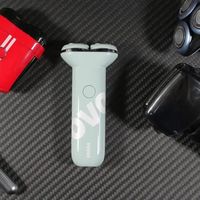 奔腾甜甜圈 vs 传统旋转剃须刀？68位差旅用户实测告诉你答案