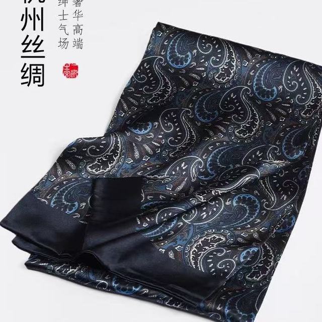 男士真丝小丝巾｜低调轻奢，把高级感焊在颈间✨