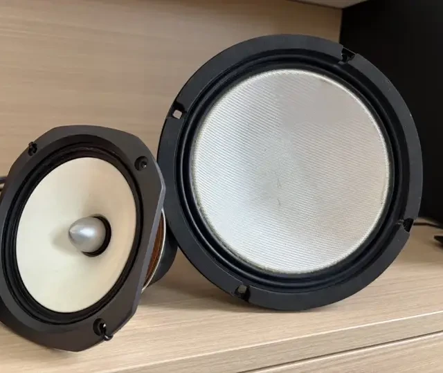 安桥八寸低音炮