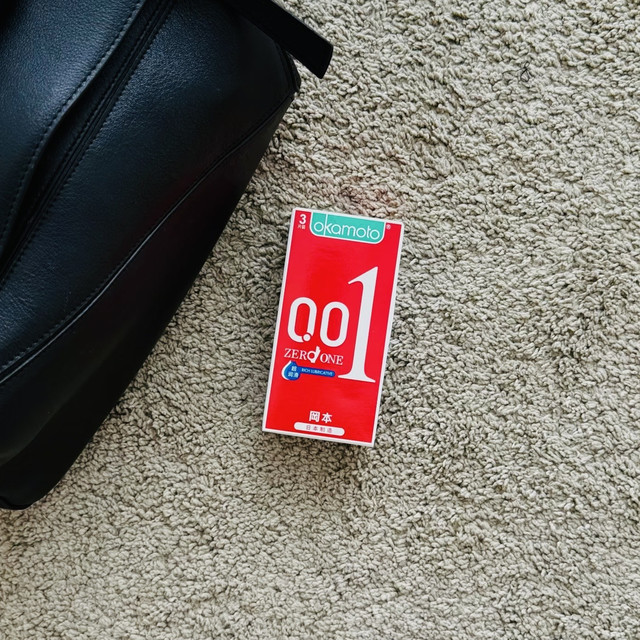 冈本001是目前超薄安全套市场的标杆产品