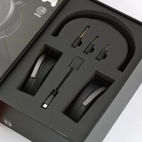 华硕 ROG 臻世头戴式平板振膜游戏耳机产品图集