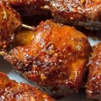 春日踏青烤肉攻略：选对食材，一口吃掉整个春天的烟火气