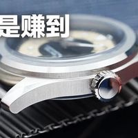 趁着它还没被炒起来闭眼冲！这个小众平价小钢表万元不到，精度可靠，防水200，日用通勤顶级体验