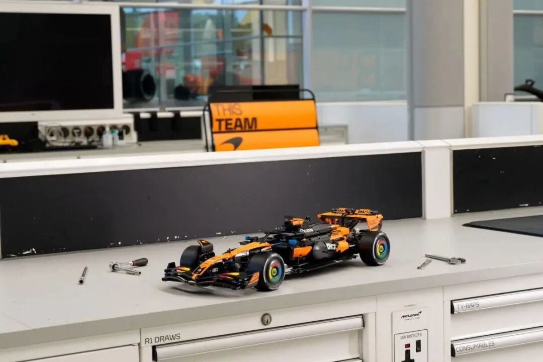 乐高42228 迈凯伦F1 MCL39 盒照谍照公布!