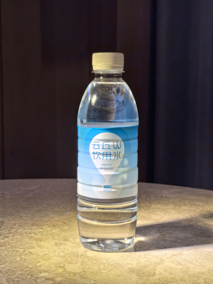水