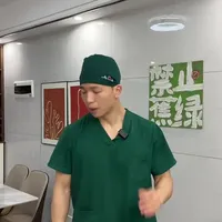 脖子肩颈不舒服的，不要只会按摩揉肩了，和我一起来练习这三个动作！#居家锻炼 #肩颈疏通 #运动健身 #小动作大作用