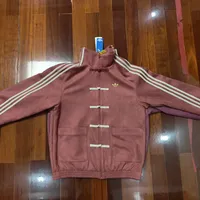 阿迪达斯三叶草新中式外套3.0