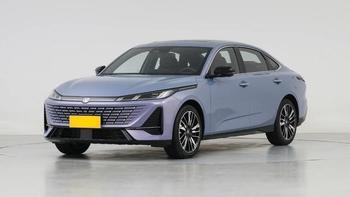 亲民版“本田思域”，卖6.89万起，动力1.5T+7DCT，油耗才6.2L