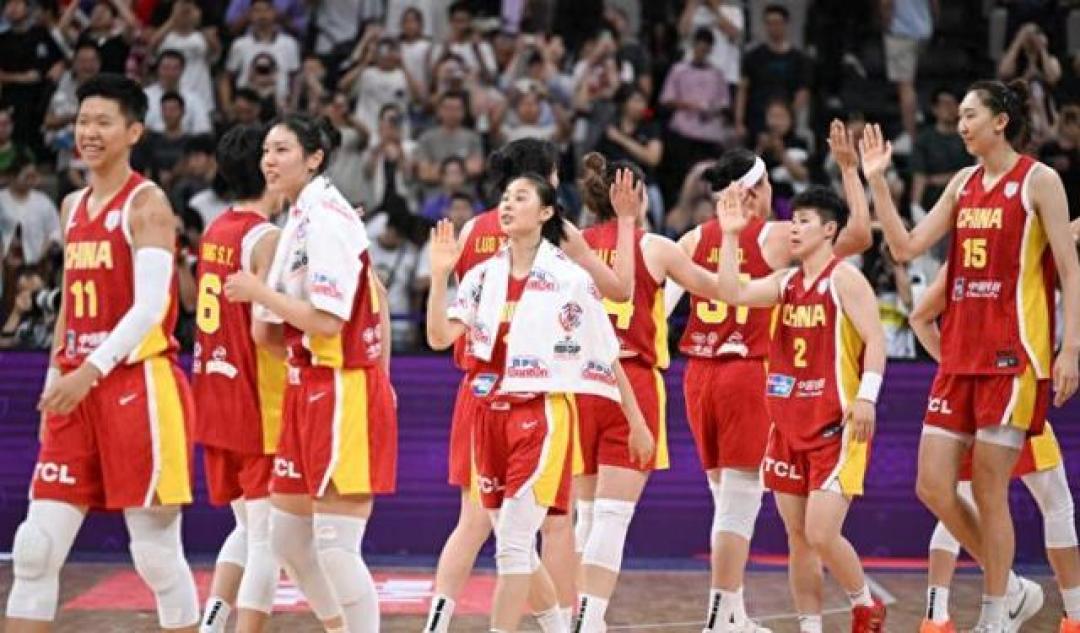 内线三塔合砍47分！李月汝21+11王者归来，张子宇首秀惊艳