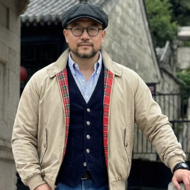 中年男人的牛仔裤，尽量不要买Evisu、Lee，换成这4个品牌更高级