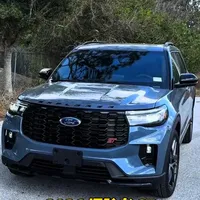 2026款福特探险者ST 搭载3.0升双涡轮增压V6发动机，可输出400马力，配备10速自动变速箱全轮驱动系统，最大拖拽能力约2.27吨，此款配备21英寸轮毂搭配倍耐力Scorpion 0 全季节轮胎。#福特探险者 #中型suv #dou是好车 #抖音汽车 #福特探险者ST