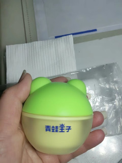 春季养娃必备！青蛙王子倍润保湿霜让我和娃的皮肤一起“喝饱水”