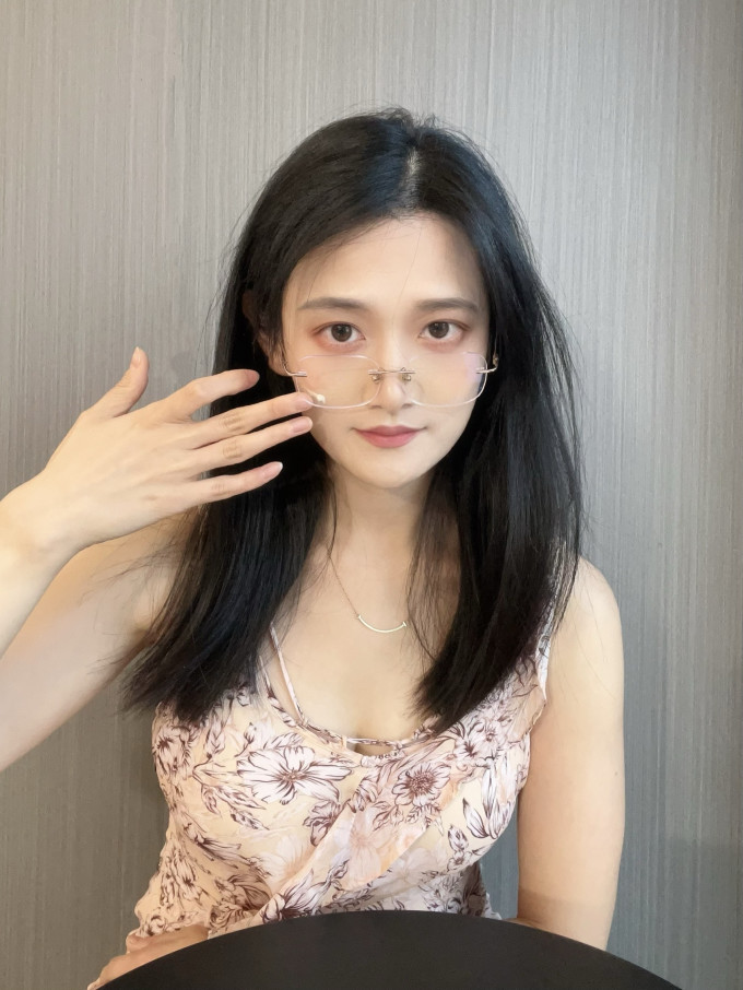 馥蕾诗精华液