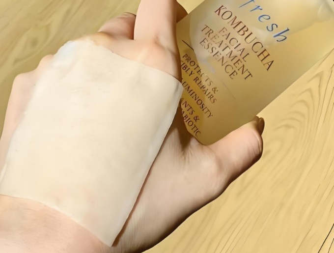 馥蕾诗爽肤水