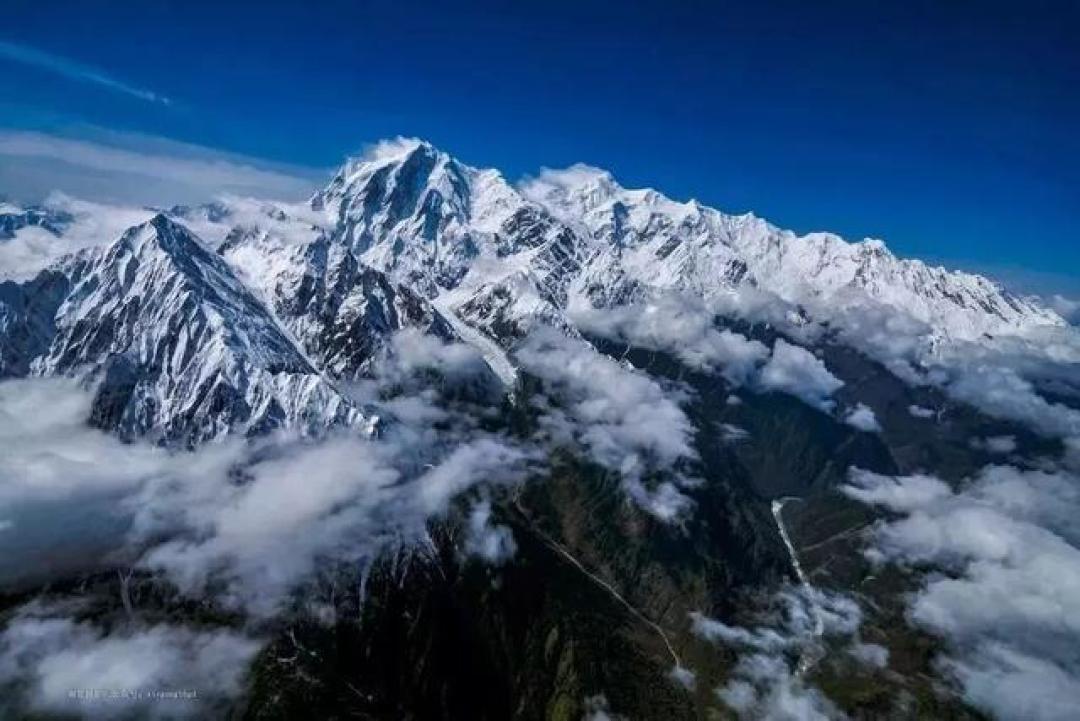 南迦巴瓦日照金山观赏指南,邂逅中国最美雪山的金色时刻