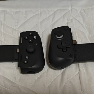 【手机伸缩手柄】雷蛇骑仕V2对比盖世小鸡X5lite