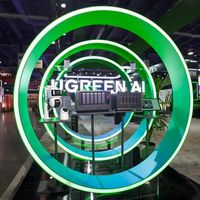 绿联万兆NAS的AI功能：实用利器还是营销噱头？1000+用户观点大碰撞