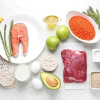 高钙辅食真相：乳钙吸收率远超碳酸钙，别被“高钙”标签误导