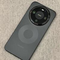 华为Mate 80上手一个月：不谈参数，只聊这几点真实感受