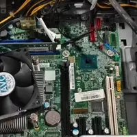 200块捡漏扬天M4200r！老玩家帮你组飞牛NAS，性价比直接干翻新机