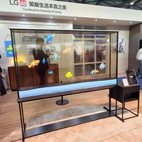 透明电视、Micro RGB巨幕……LG把未来感带到了AWE2026