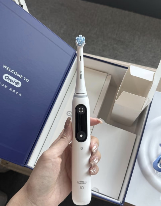 欧乐B洁牙用具