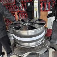 极氪009原配米其林EV轮胎更换马牌UX7