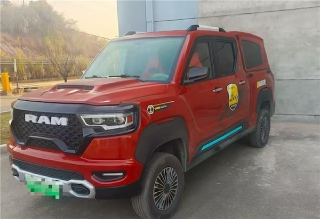 2万多买的老头乐根本刹不住车!45岁保安跨省追查三无卖家