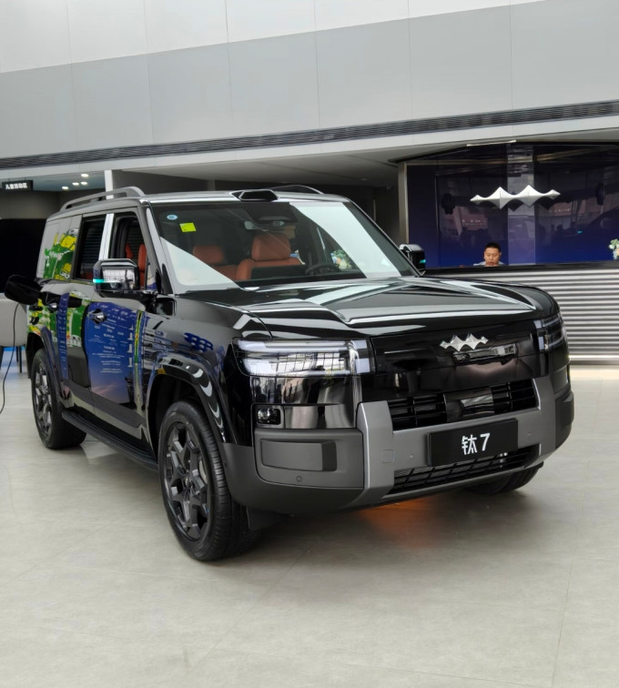 方程豹新能源车