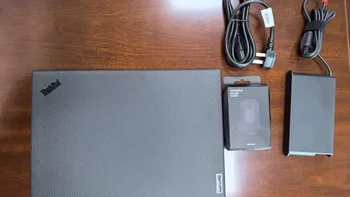 ThinkPad P1隐士 轻薄工作站天花板