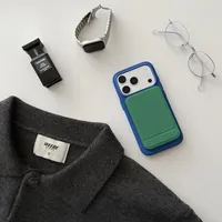 蓝色手机壳真能提升穿搭品味？Color Walk引发正反观点大PK