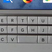 黑莓手机复活了？护照复刻版手机上线，可惜价格还是割韭菜