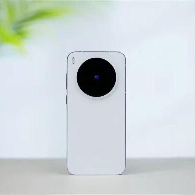 16GB+1TB！2亿像素 Ultra新机曝光：3月30日，正式发布