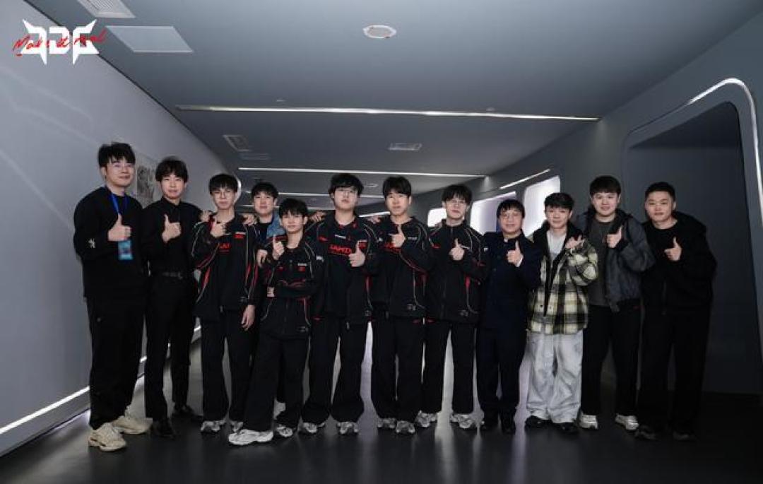鏖战五局险胜!BLG揭幕战3:2艰难击败BFX,BP问题敲响警钟