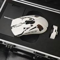 中轻量电竞鼠标真相：小手玩家别只盯重量，尺寸与重心才是关键